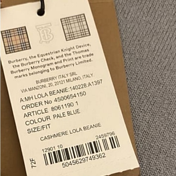 Burberry Beanie - Picture 3 of 5